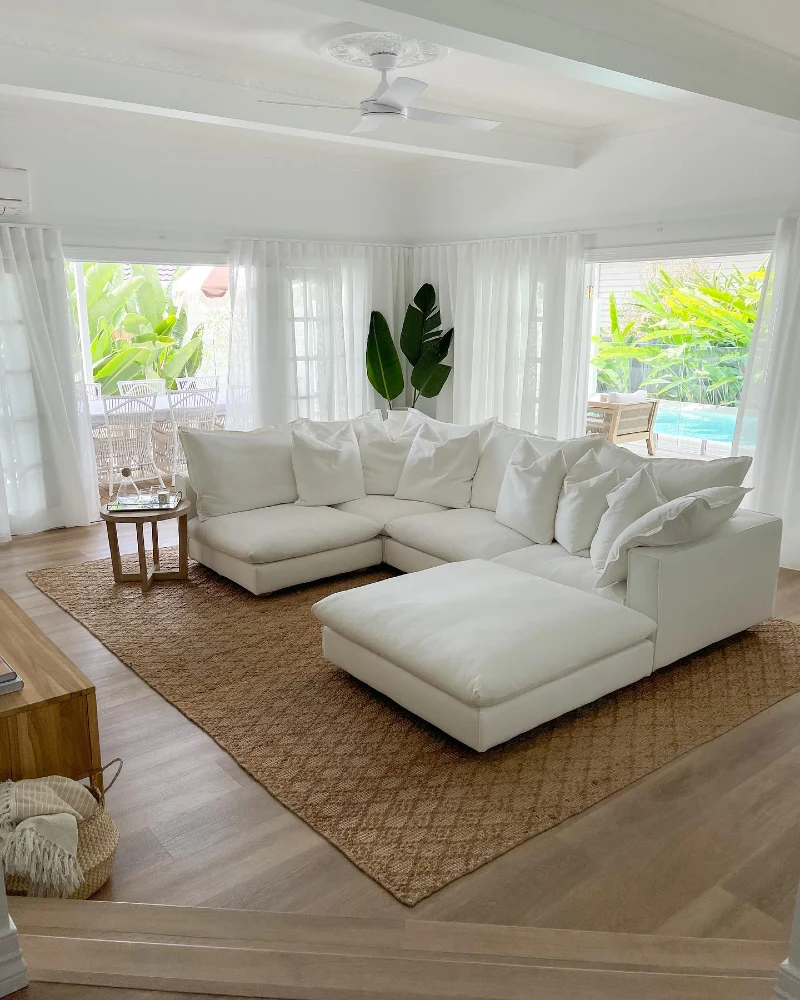 Airy White Lounge with Seamless Indoor–Outdoor Flow