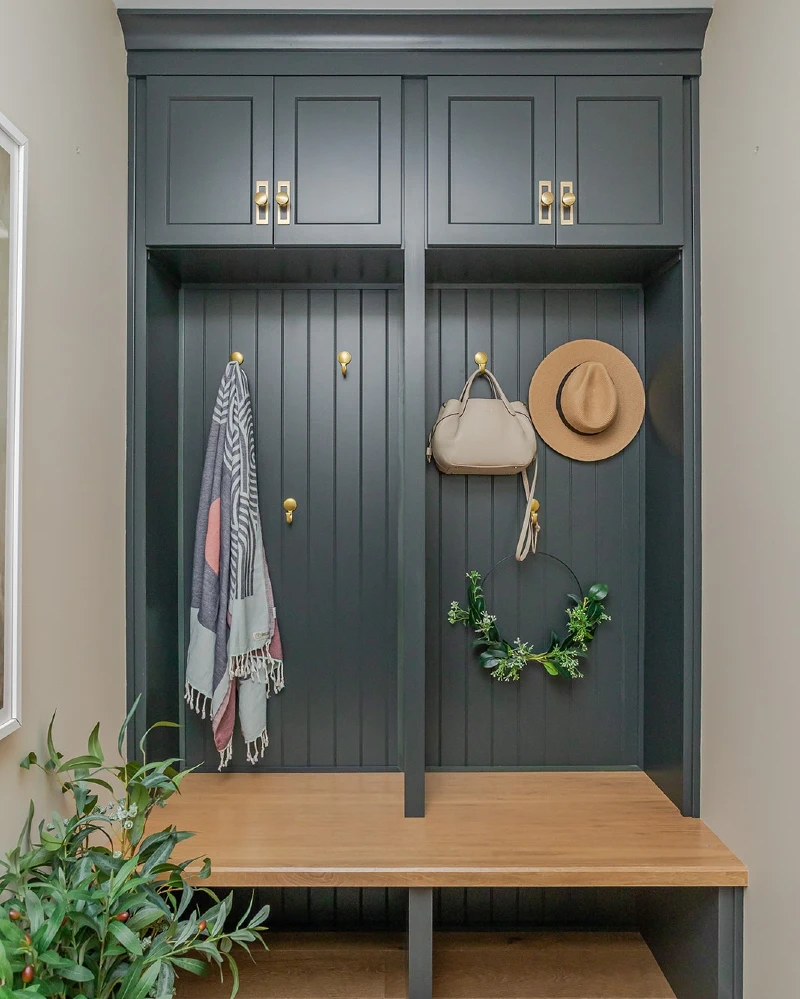 Dark Charcoal Mudroom Unit with Twin Cubby Sections and Natural Oak Seating