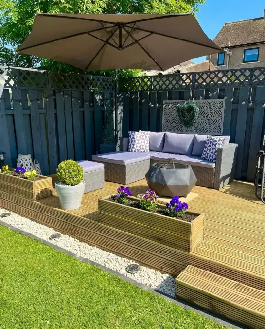 Built In Planters And Cool Grey Tones