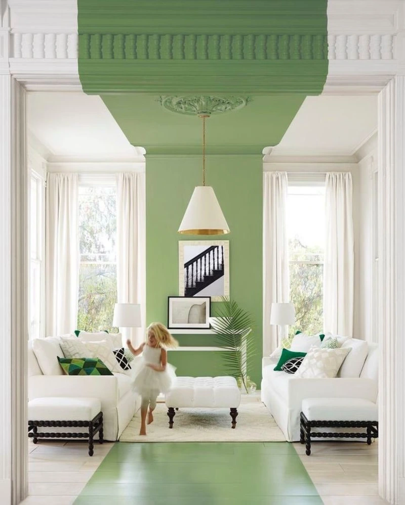 Grass Green Painted Central Column and Matching Ceiling Medallion