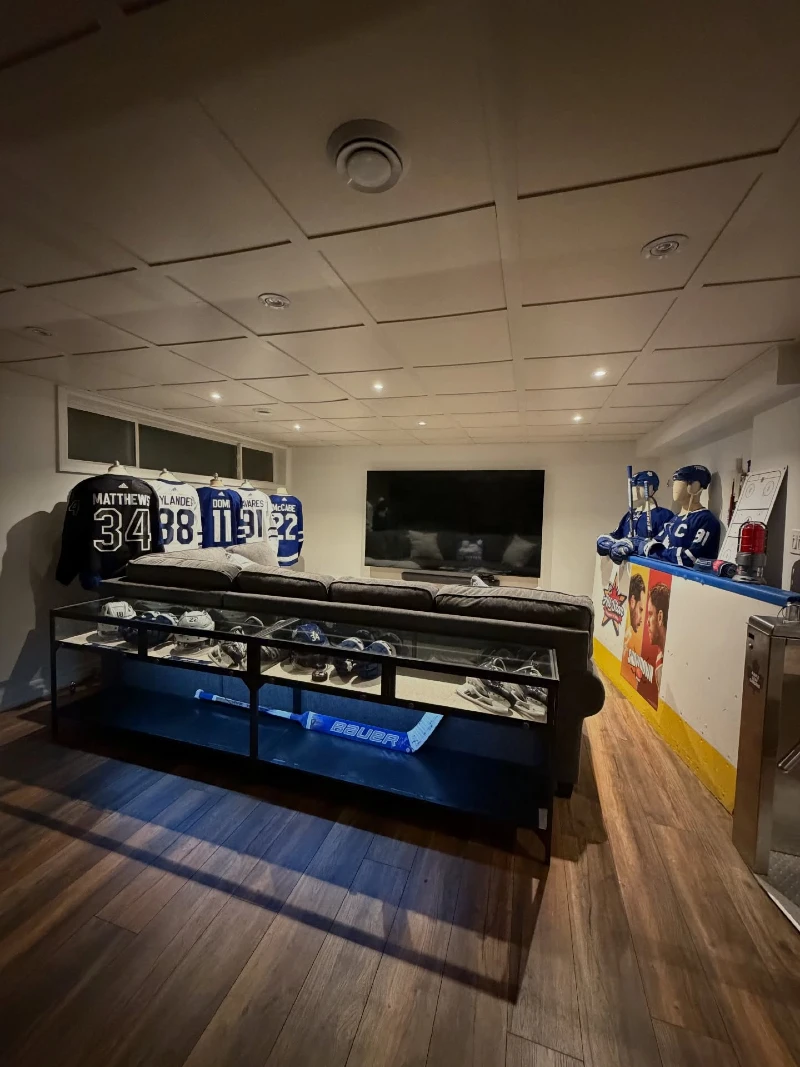 Hockey Rink Boards Half-Wall with Glass Console Table Display