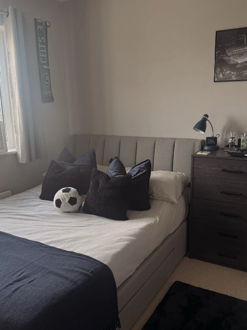 Neutral Base with Bold Sports Details