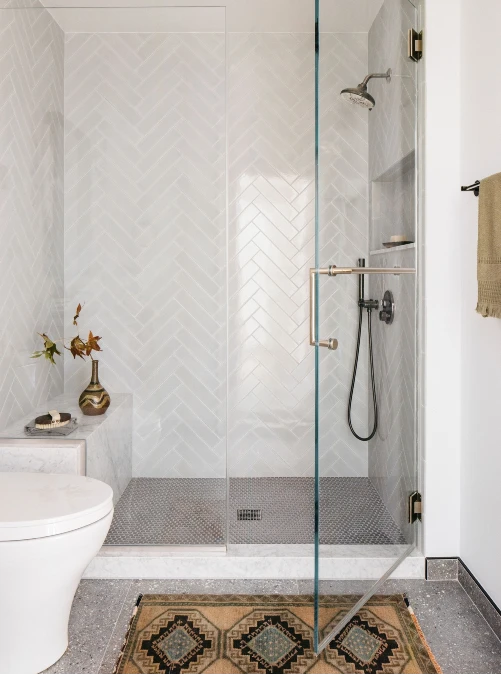Subtle Herringbone Tiles and Earthy Textiles