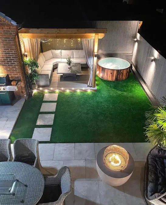 Zoning a Small Yard With Distinct Floors